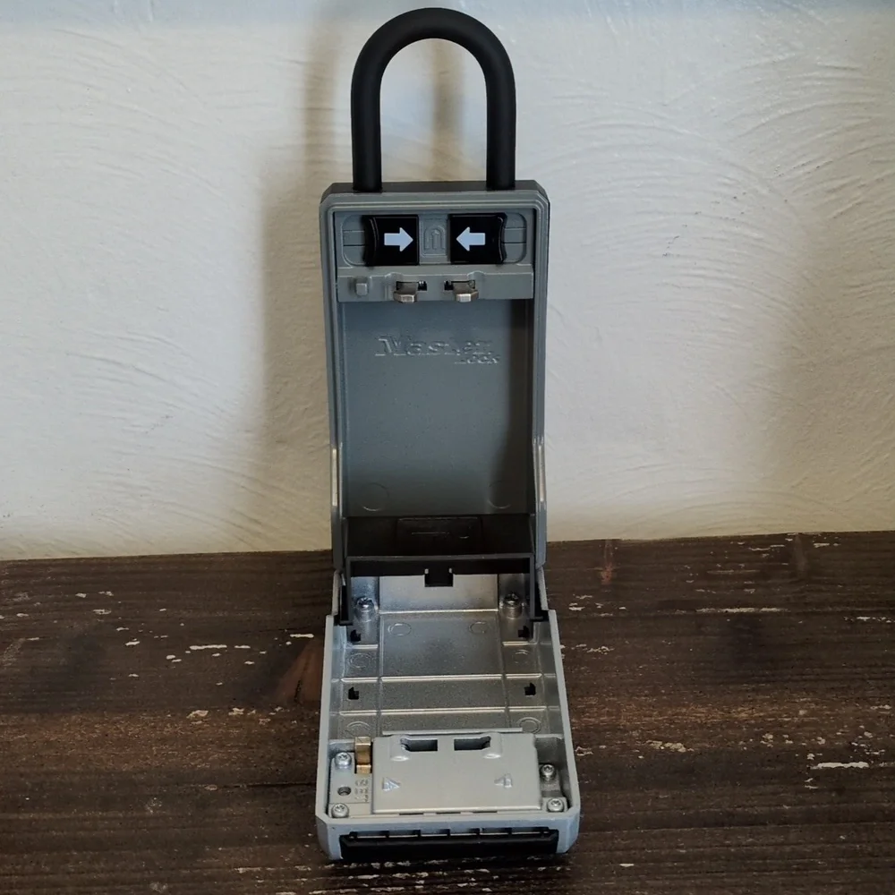 Master Lock Key Lock Box - Picture 5 of 7